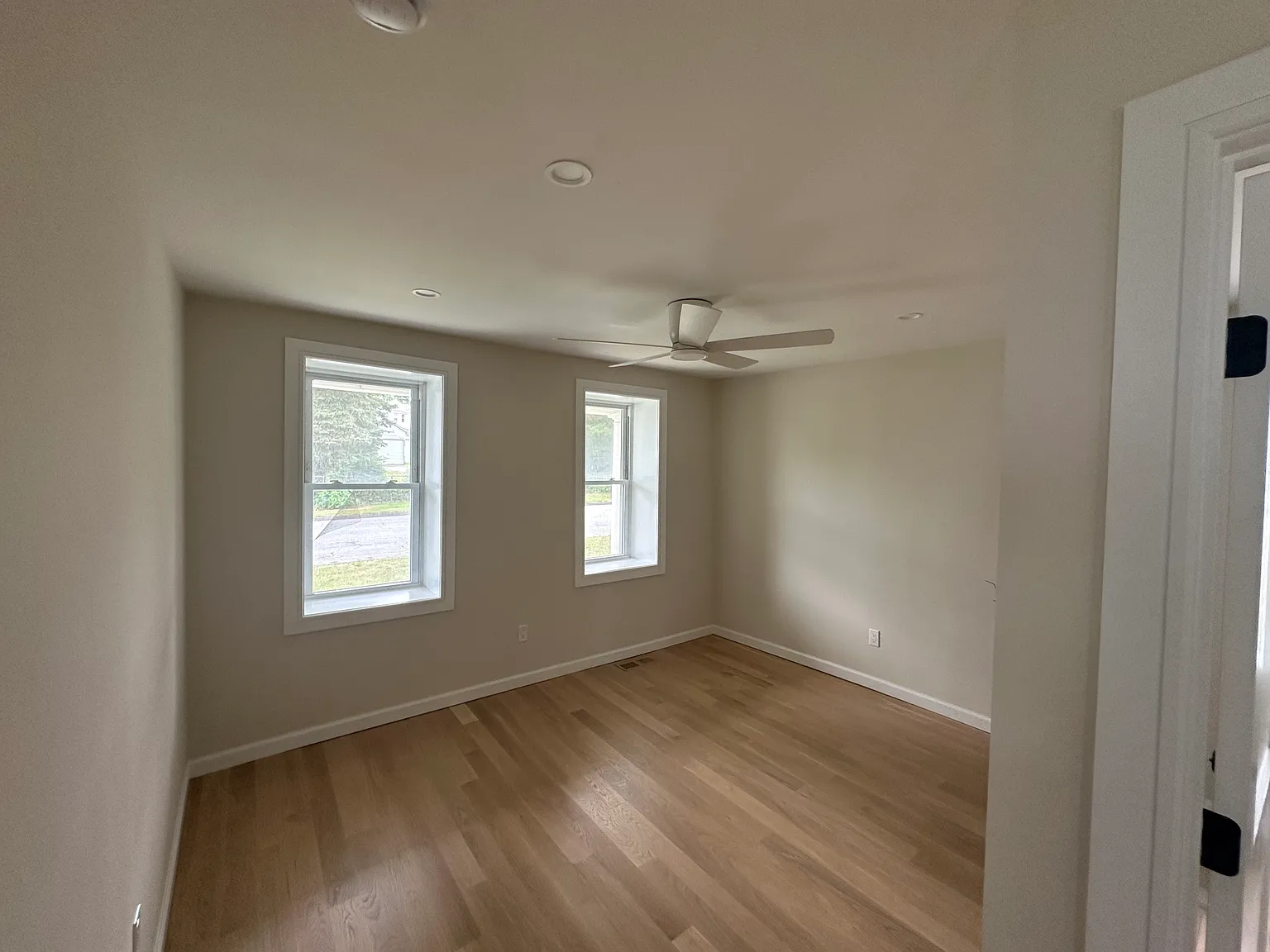 84 Adelaide St — Photo 4
