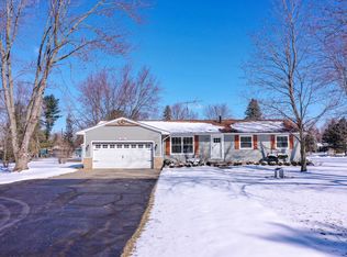 200 Bain Dr, Howell, MI