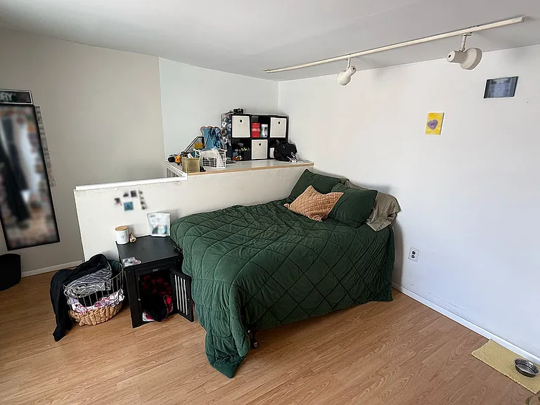 2nd. floor bedroom (also makes for a great office or artist-studio)