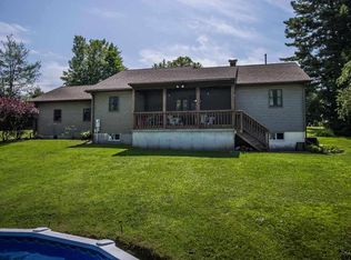 102 Little Rock Ln, Broadalbin, NY 12025