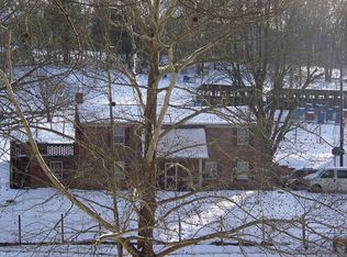 2738 Reeds Chapel Rd, Morristown, TN 37814