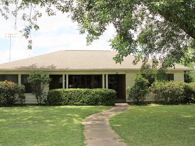 117 E Summit St, Schulenburg, TX, 78956