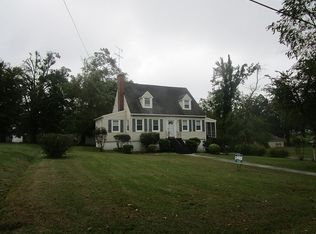 1711 10th St, Victoria, VA 23974