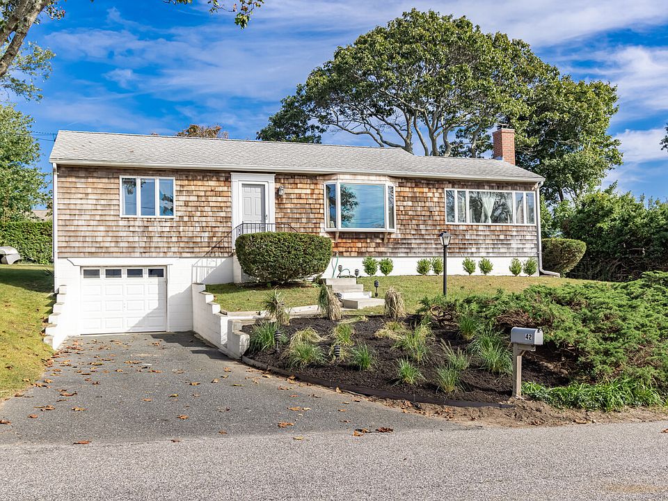 1st image of 42 Cliff Dr