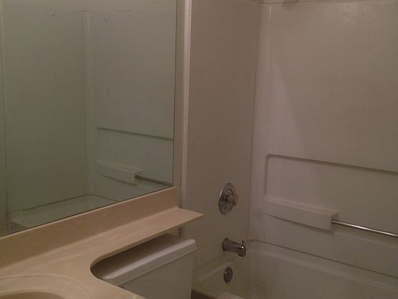 4th image of 340 W University Ave APT 3