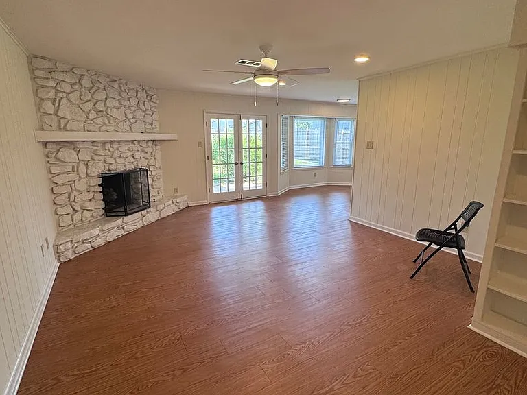 1115 Briar Creek Rd — Photo 59
