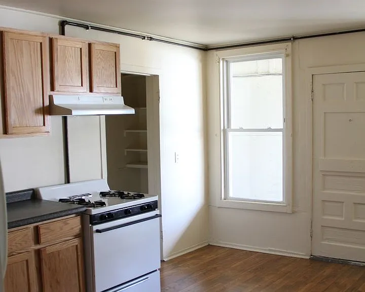252 North St — Photo 5