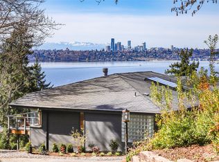 8106 SE 44th St, Mercer Island, WA 98040