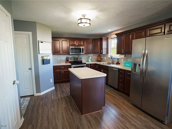 5th image of 37583 Tail Feather Dr