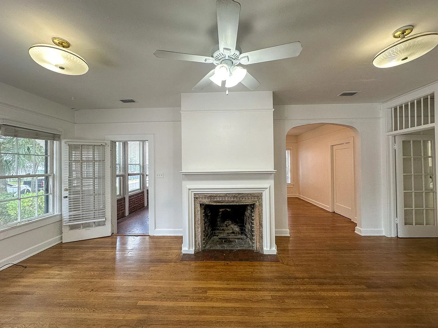 1016 SW 1st Ave — Photo 4