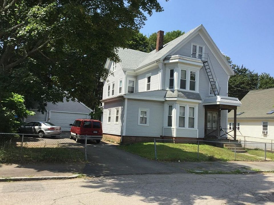 2nd image of 72 Emmet St