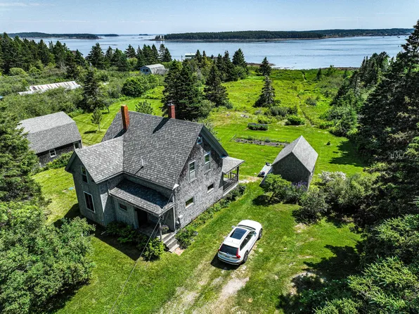 107 Kelley Point Road, Jonesport, ME 04649