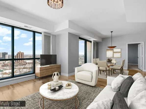 100 3rd Ave S Unit 2103, Minneapolis, MN 55401