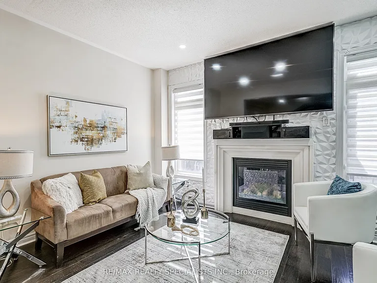 18 Rogers Trl — Photo 6
