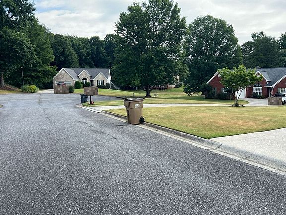 4th image of 7230 Park Forest Ct