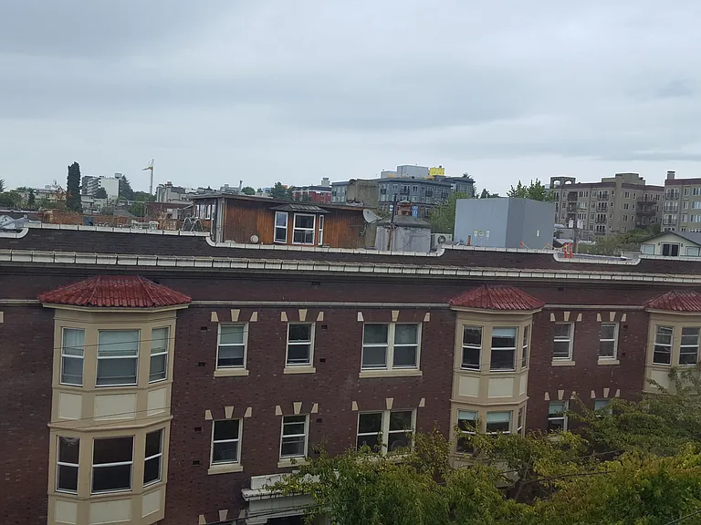 505 E Denny Way #503 — Photo 10