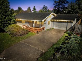 170 SE Salmon St, Waldport, OR