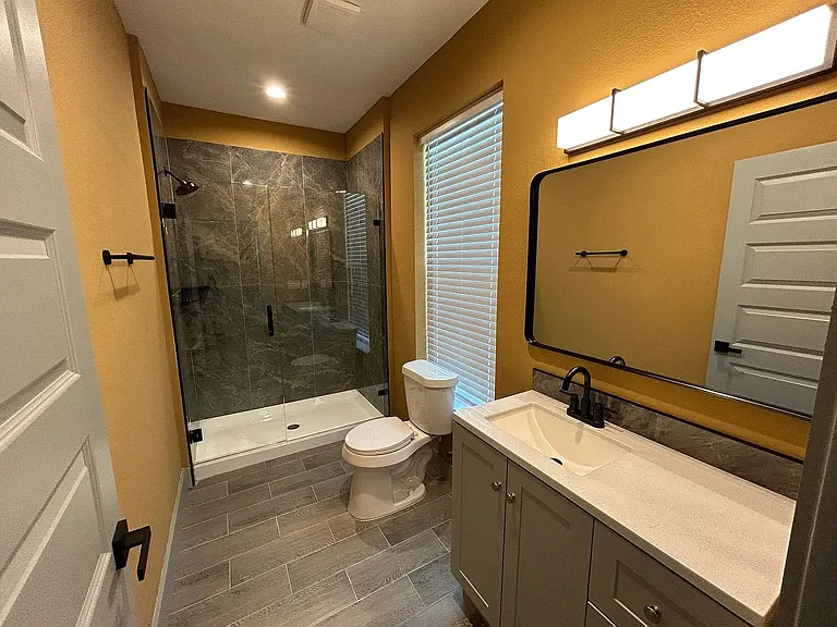 4534 N Shore Dr — Photo 5