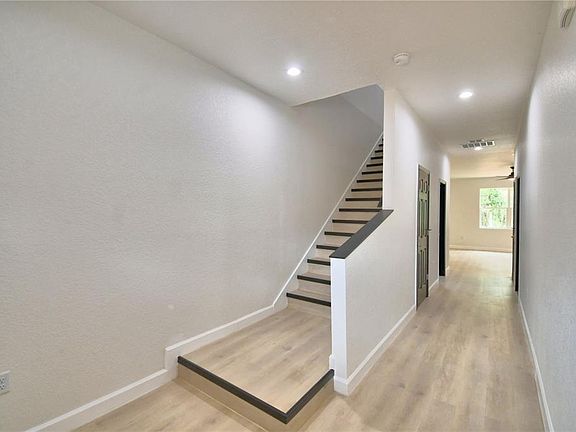4th image of 2264 W Longbottom Rd