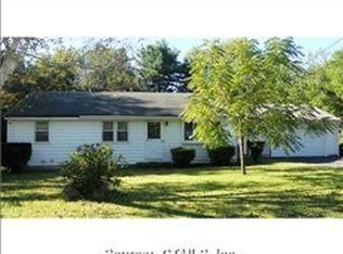 3 Dave St, Plainville, CT 06062