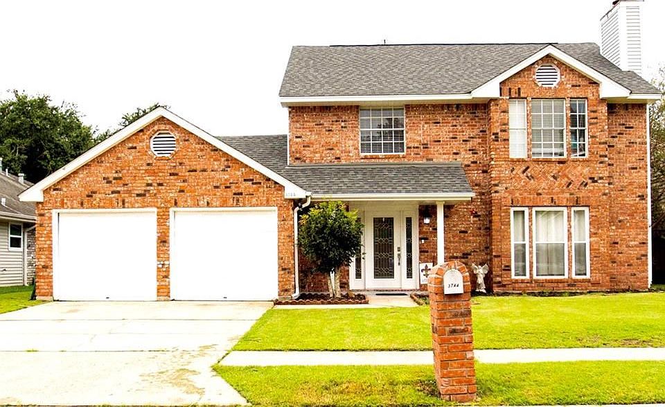 1st image of 3744 Whitehall Dr