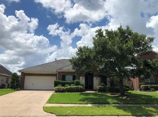 13723 Hartford Ct, Sugar Land, TX 77498