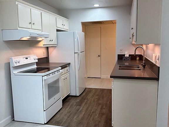 4th image of 3825 Centre St Unit 5