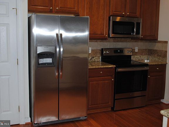 3rd image of 13520 Davinci Ln #60