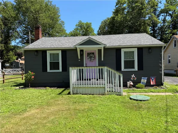 1878 Paradise Trl, East Stroudsburg, PA 18301