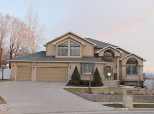 90 Canterbury Cir, Logan, UT 84321