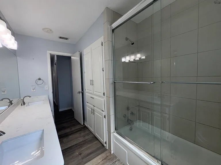 1 Surrey Cir — Photo 27