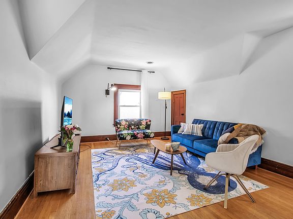 2nd image of 665 W Ferry St Floor 3