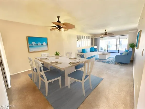 195 Cypress Way E APT 8, Naples, FL 34110