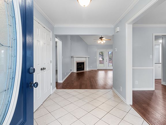 5th image of 1011 Haggard Dr