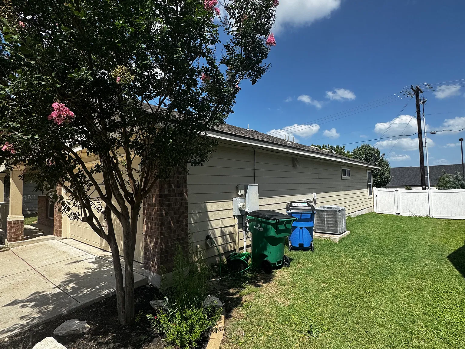 3 bed, 1400 sqft, $1,780 — Photo 4