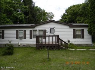 617 N Lincoln Ave, Lakeview, MI 48850