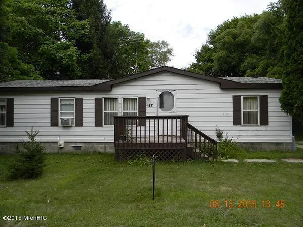 617 N Lincoln Ave, Lakeview, MI 48850