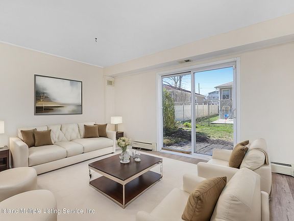 5th image of 38 Yacht Club Cove St