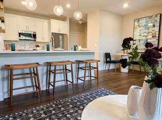 11335 N Michigan Rd #2-310, Zionsville, IN 46077