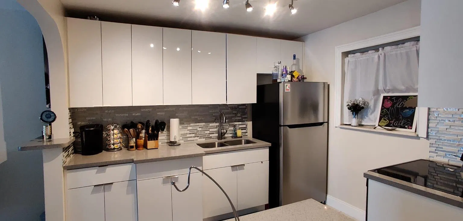 2 bed, 950 sqft, $2,100 — Photo 3