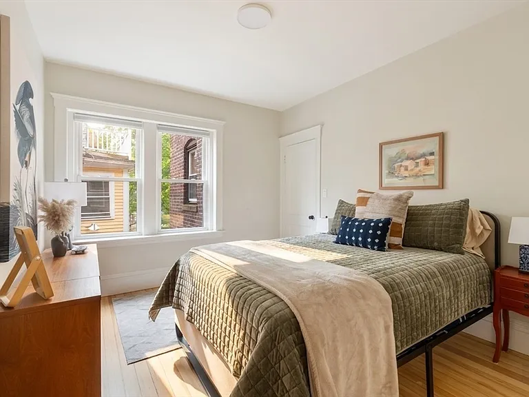 176 Naples Rd #7 — Photo 1