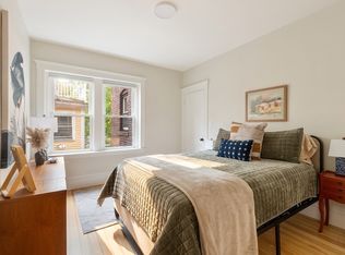 176 Naples Rd APT 7, Brookline, MA 02446