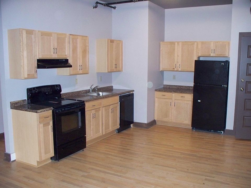 1st image of 125 W Fayette St #2A