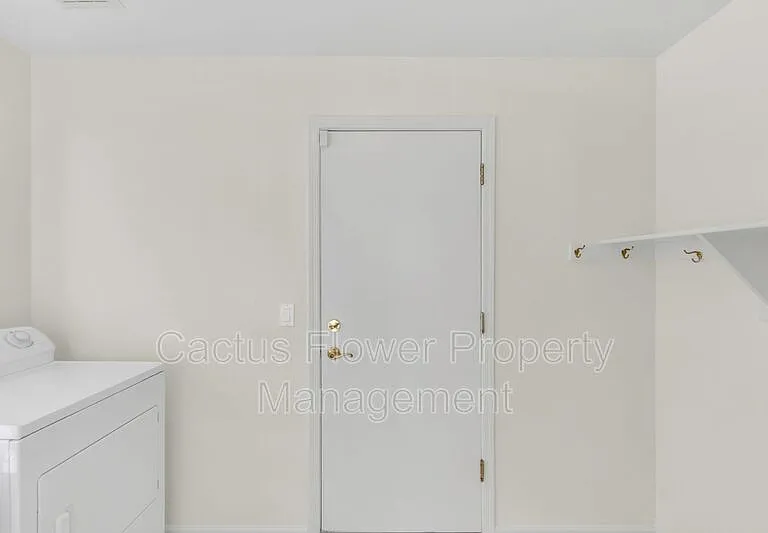 846 W Carob Dr — Photo 40