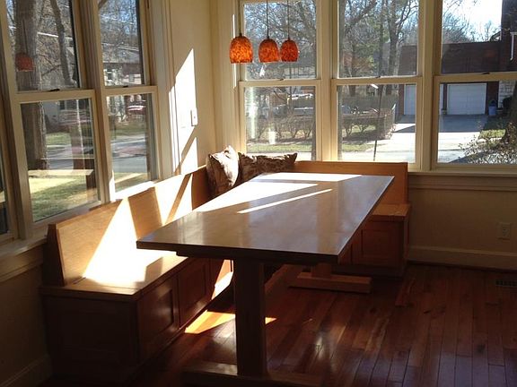 Breakfast nook