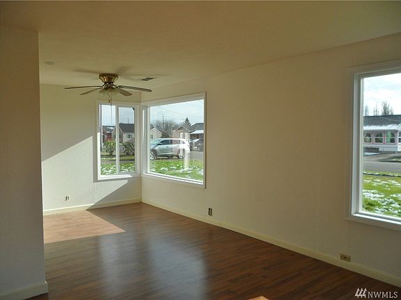 4th image of 2209 Aberdeen Ave