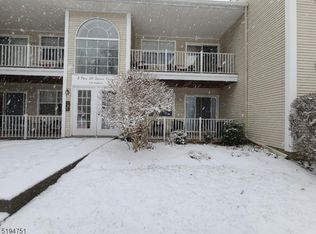 8 Spruce Ter #8, Mount Arlington, NJ 07856