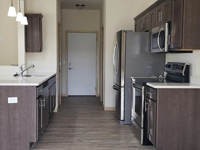 6014 Driscoll Dr — Photo 3