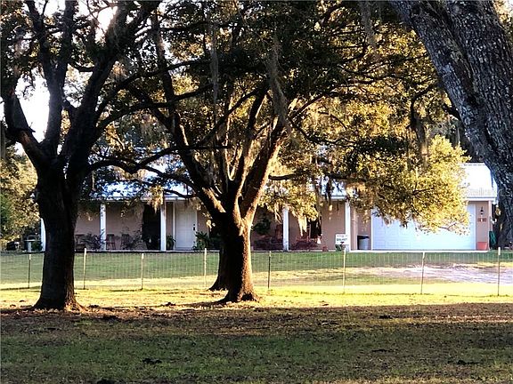 2nd image of 11122 Schaefer Ln