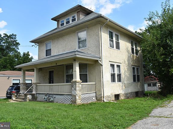 2nd image of 52 W Marshall Rd
